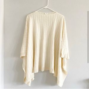 Lululemon Divinity Poncho Cream